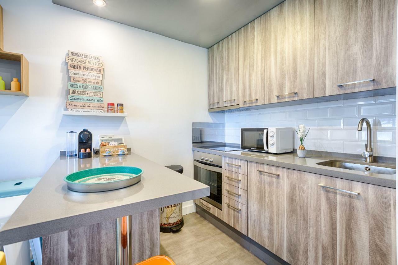 Beachside Cosy Apartment With Pool Естепона Екстериор снимка